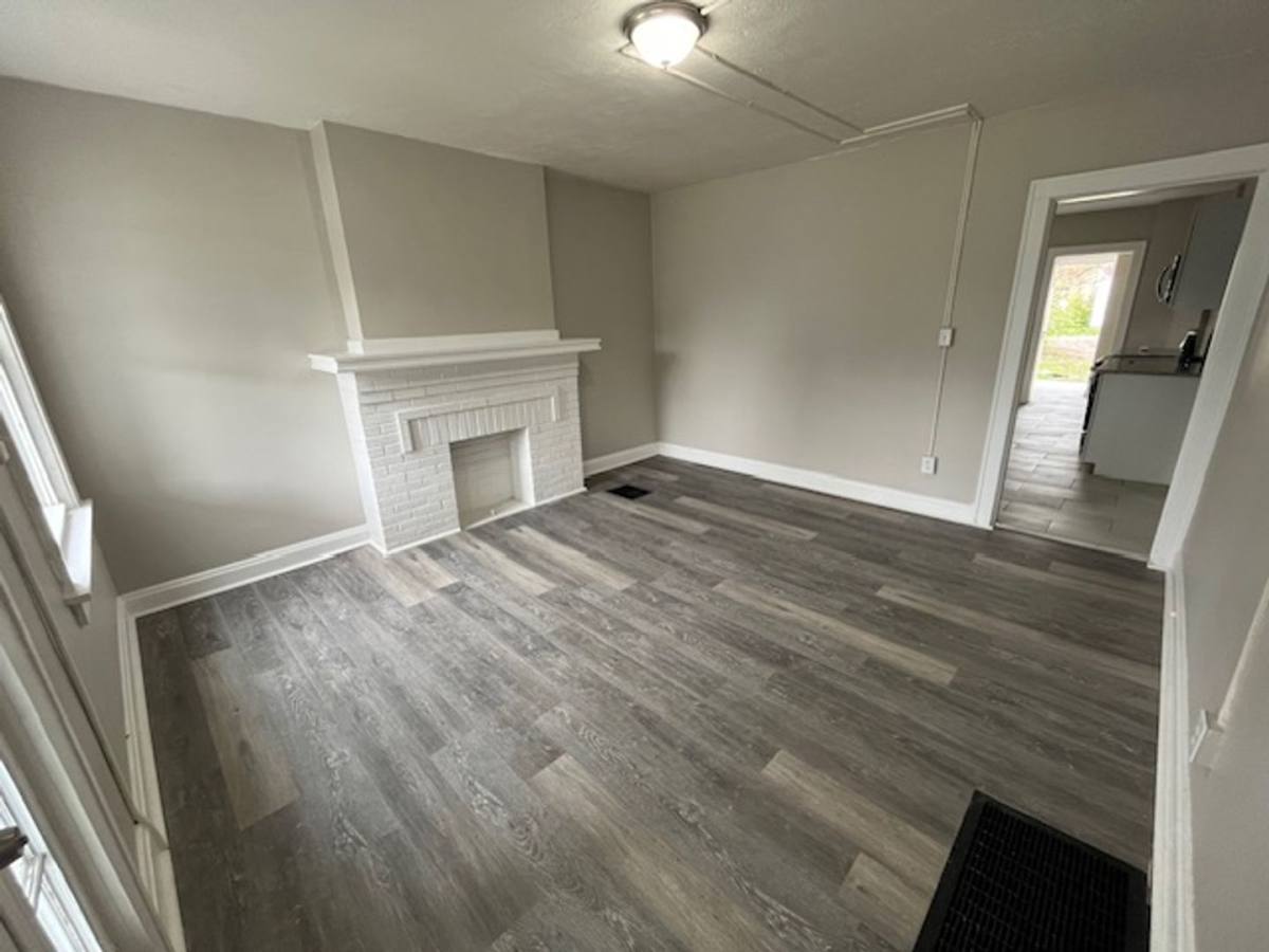 Apartment for rent at 87-97 N Burgess Ave, Columbus, OH 43204