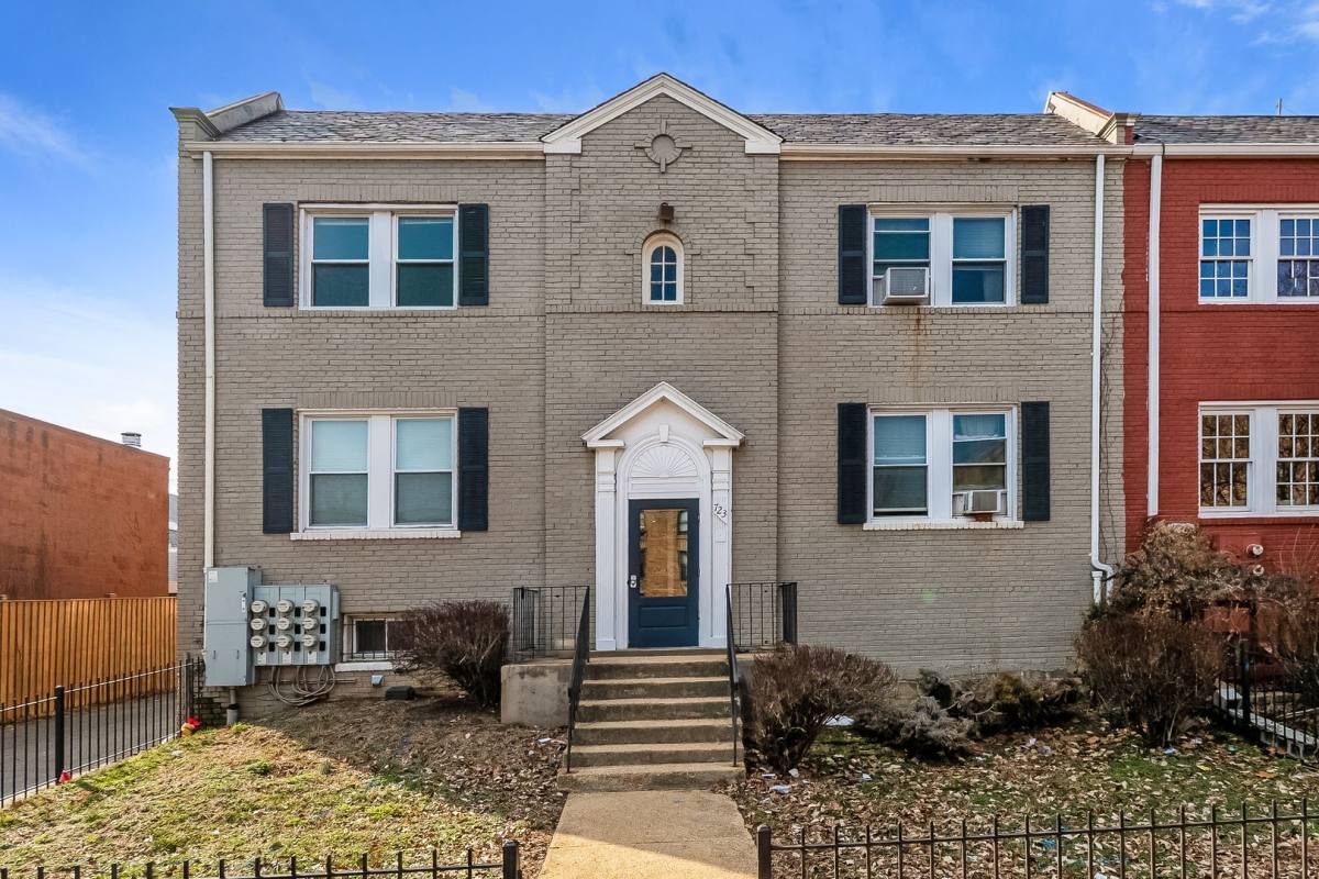 Apartment for rent at 723 12th St SE, Washington, DC 20003