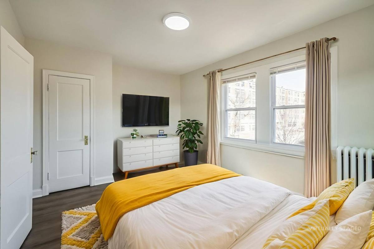 Apartment for rent at 723 12th St SE, Washington, DC 20003