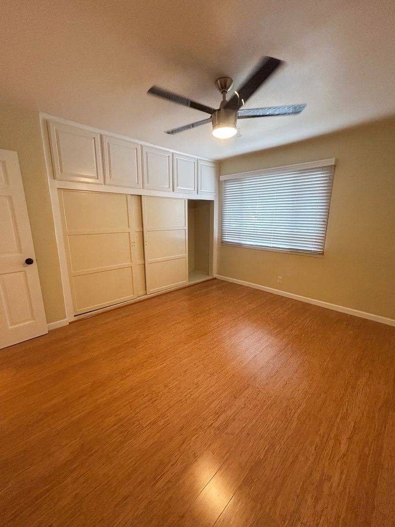 Apartment for rent at 3910 Coco Ave, Los Angeles, CA 90008