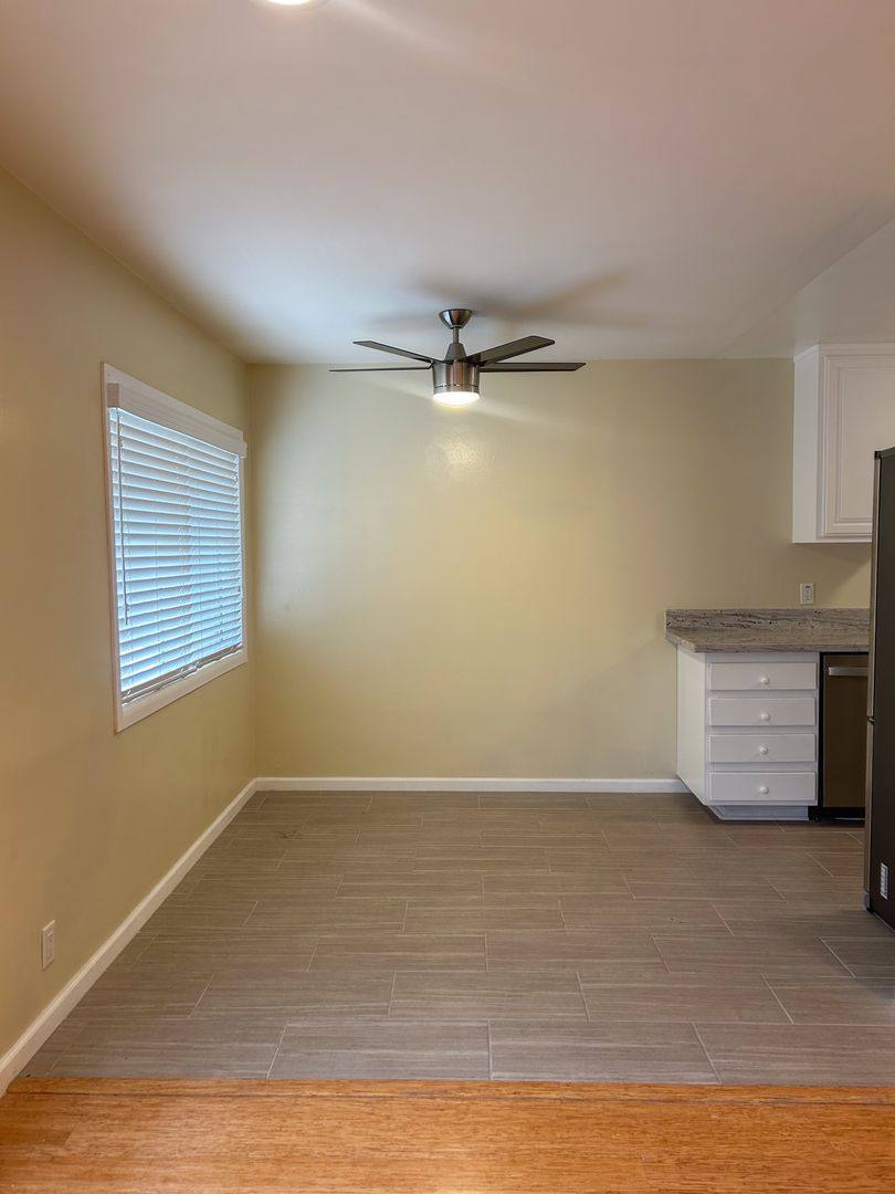 Apartment for rent at 3910 Coco Ave, Los Angeles, CA 90008