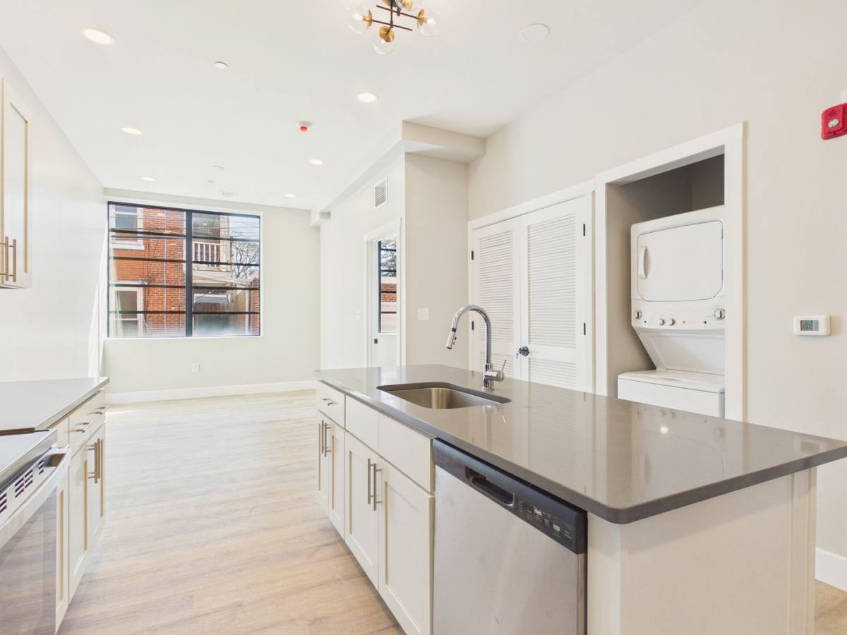 Apartment for rent at 1122 Green St, Harrisburg, PA 17102