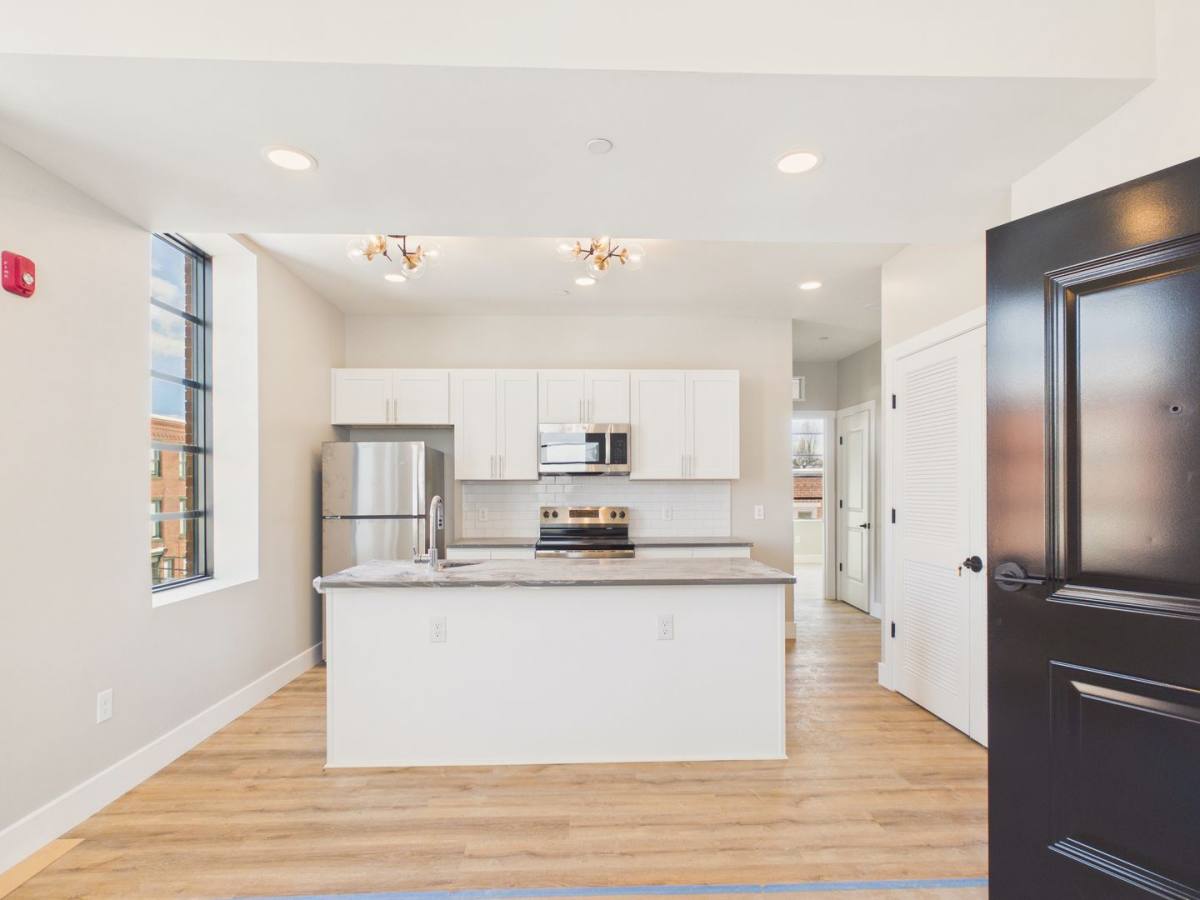 Apartment for rent at 1122 Green St, Harrisburg, PA 17102