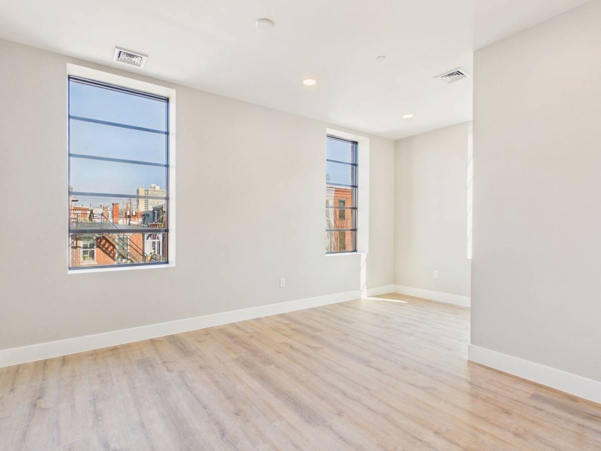 Apartment for rent at 1122 Green St, Harrisburg, PA 17102