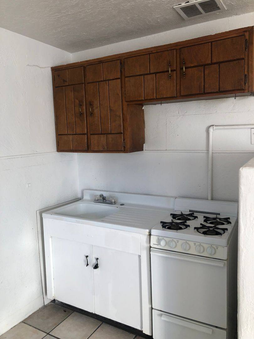 Apartment for rent at 324 Texas St SE, Albuquerque, NM 87108