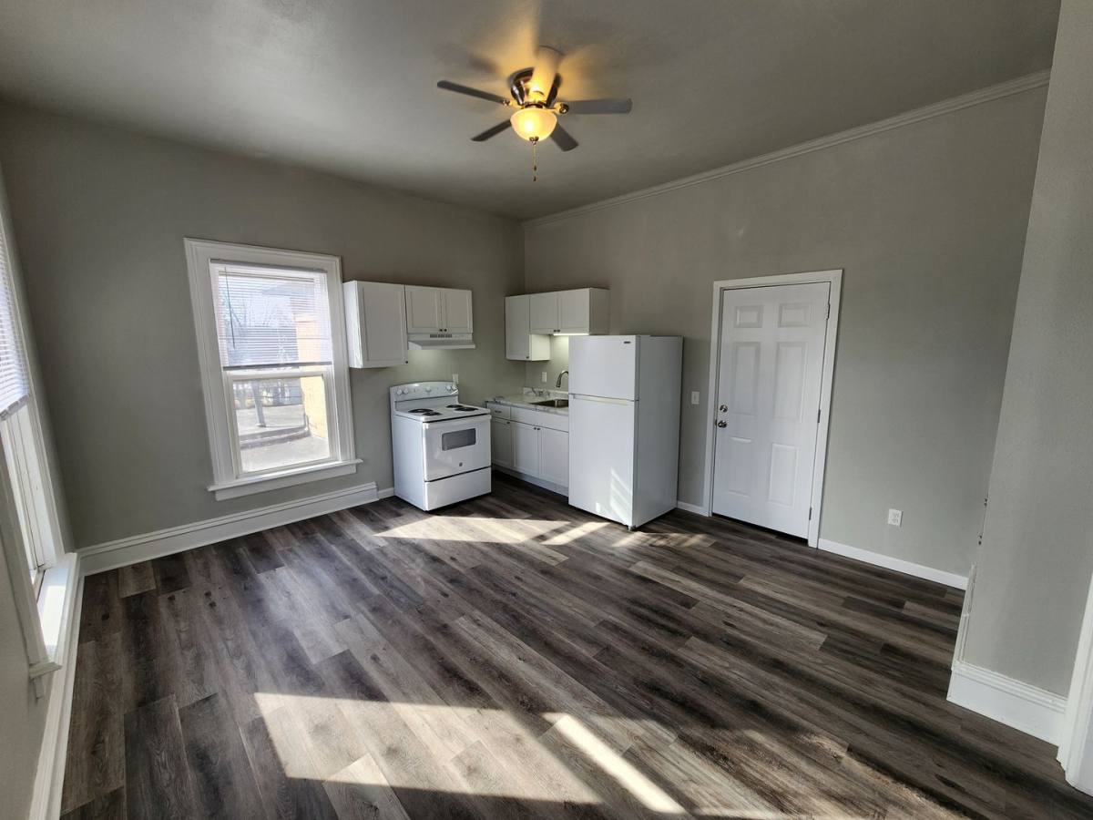 Apartment for rent at 405 4th Ave, Baraboo, WI 53913