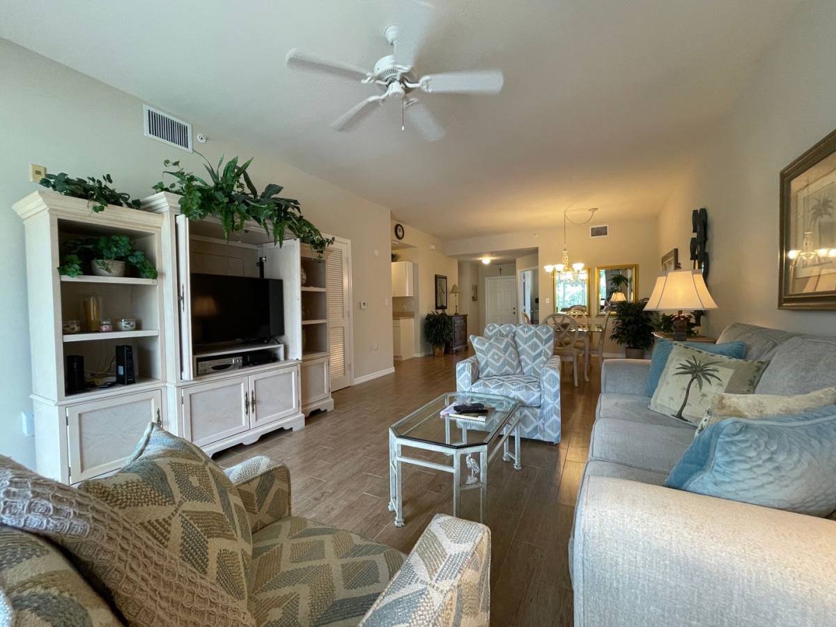 Apartment for rent at 519 Roma Court, Naples, FL 34110