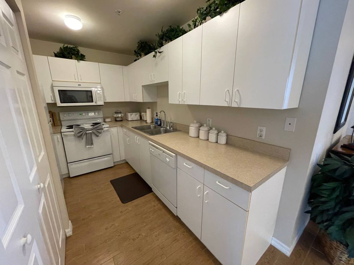 Apartment for rent at 519 Roma Court, Naples, FL 34110