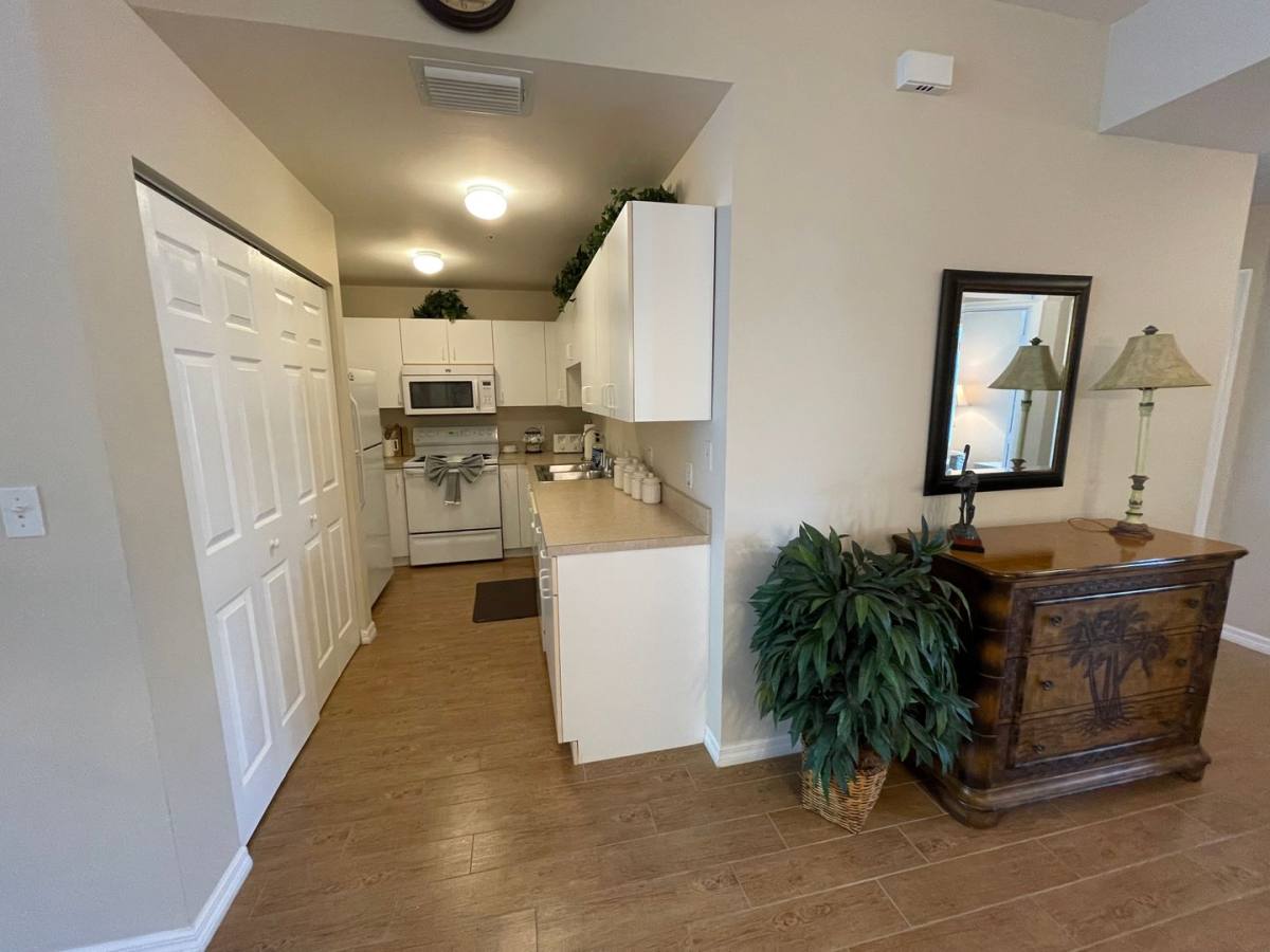 Apartment for rent at 519 Roma Court, Naples, FL 34110