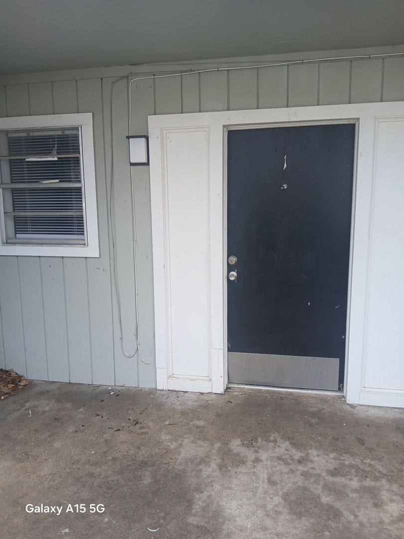 Apartment for rent at 1200 Trimble Ave, Tahlequah, OK 74464