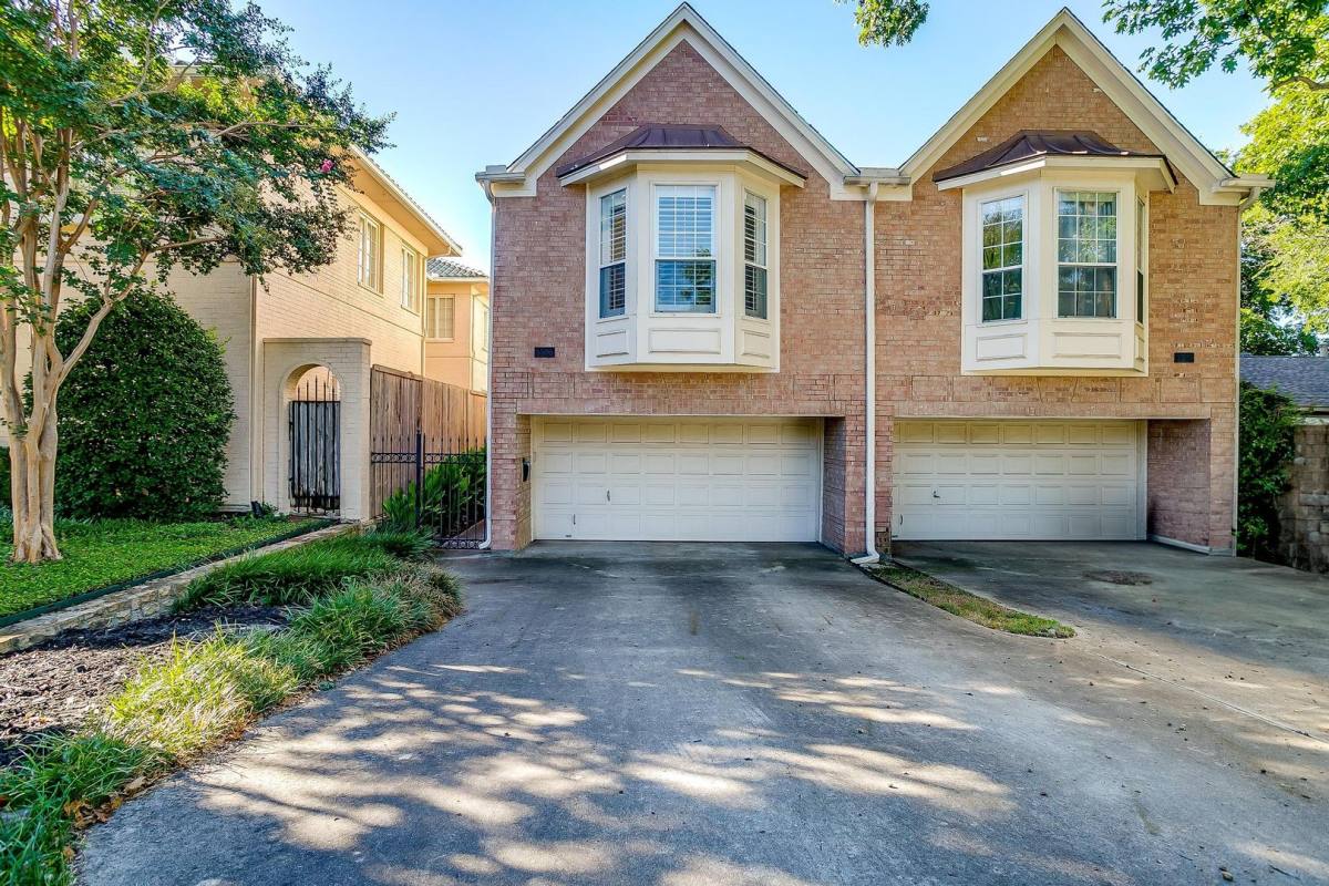 Townhouse for rent at 5505 El Campo Ave, Fort Worth, TX 76107