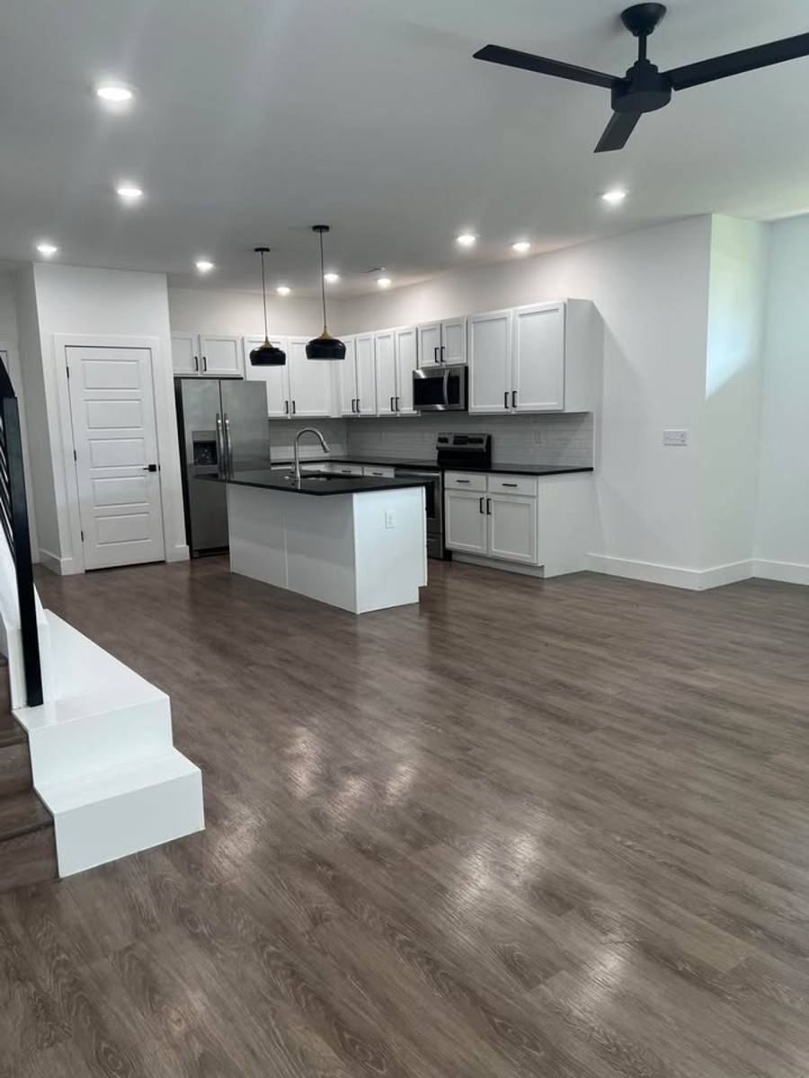 Townhouse for rent at 2nd St & NW Elm Tree Rd, Bentonville, AR 72712