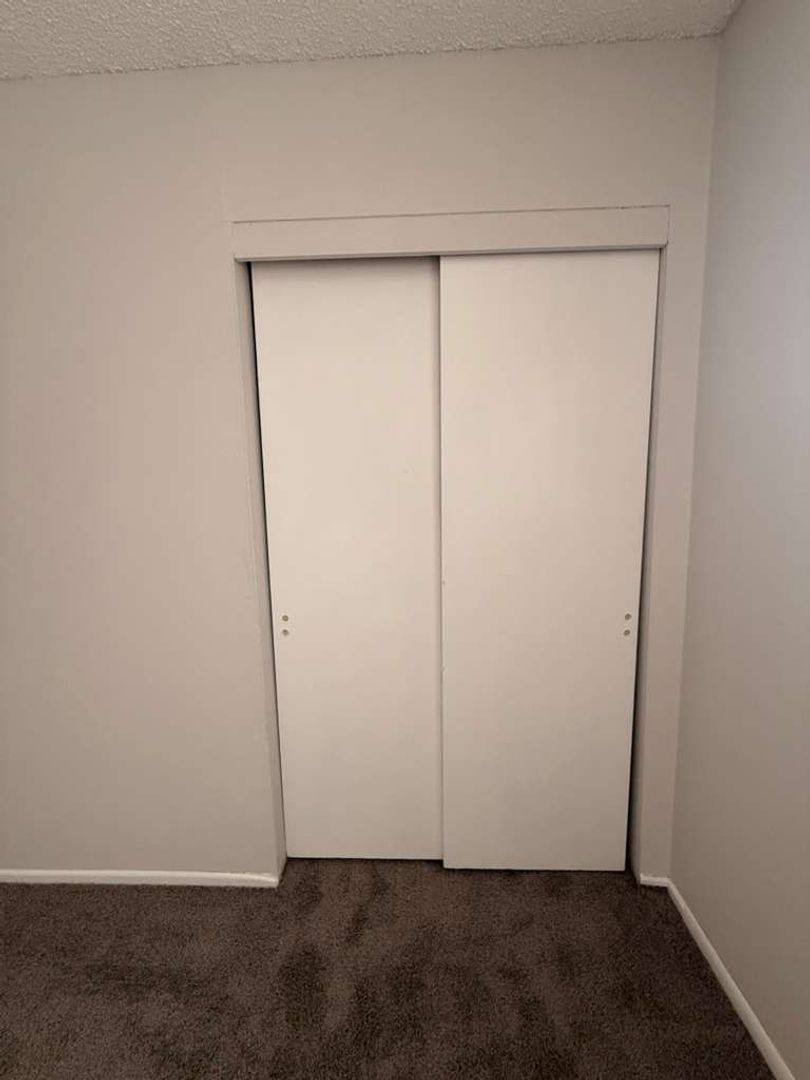 Apartment for rent at 461-587 River Rd, Corona, CA 92878