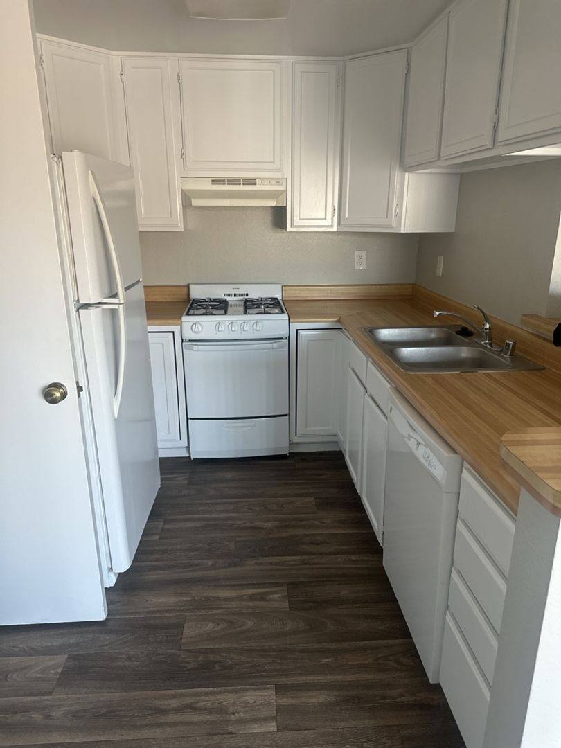 Apartment for rent at 21509 Golden Hills Blvd, Tehachapi, CA 93561