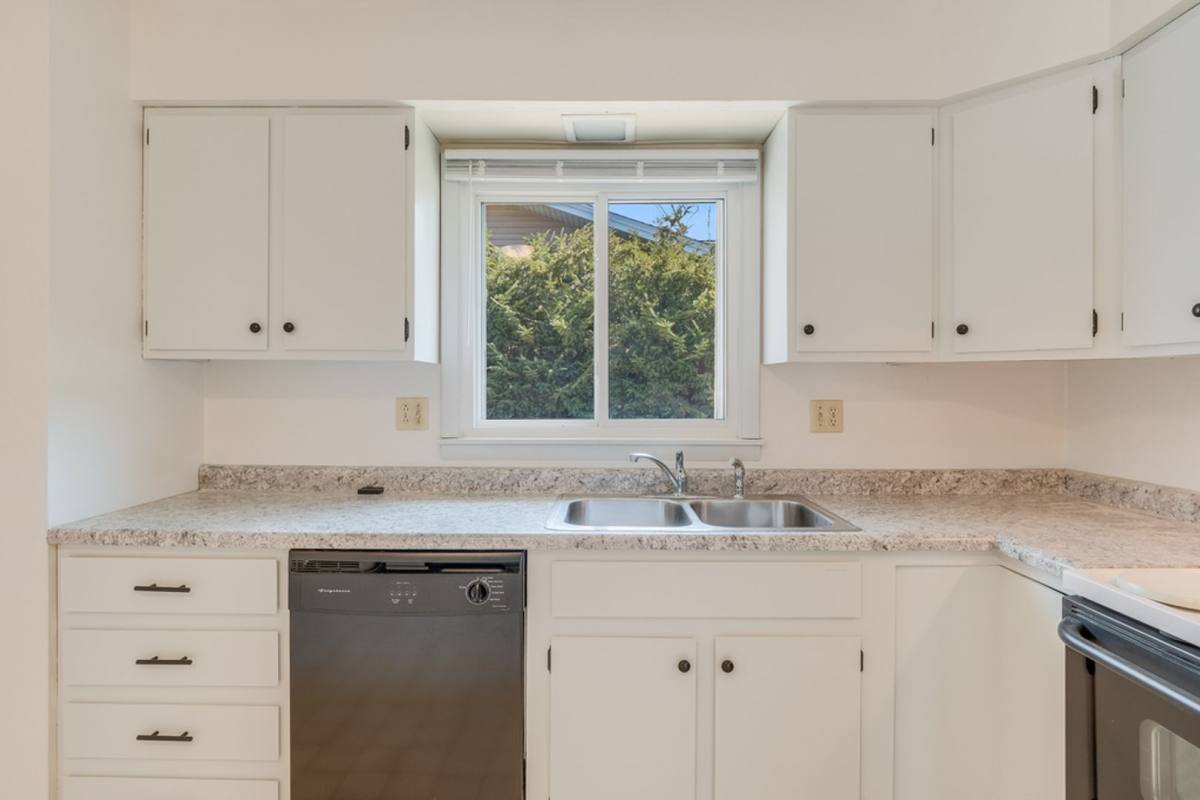 House for rent at 2306 S Lynn St, Urbana, IL 61801