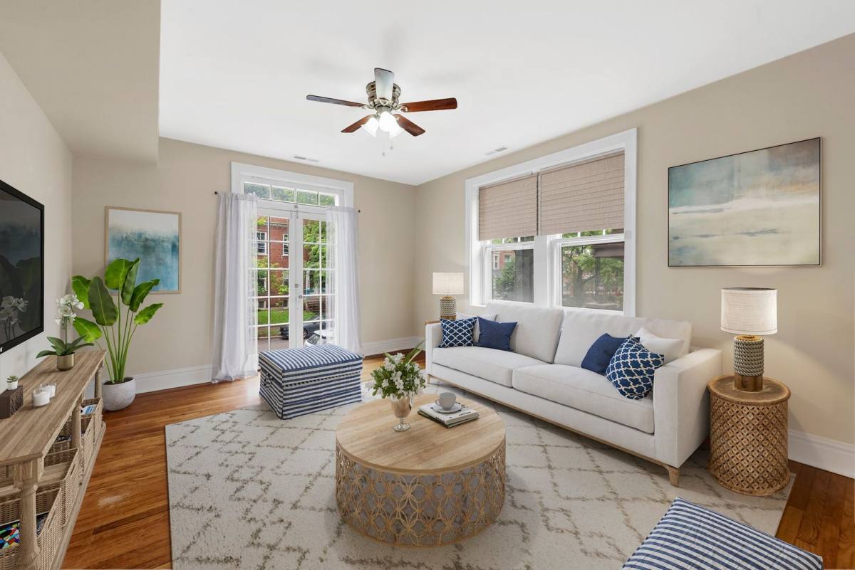Apartment for rent at 4256-58 Botanical, Saint Louis, MO 63110