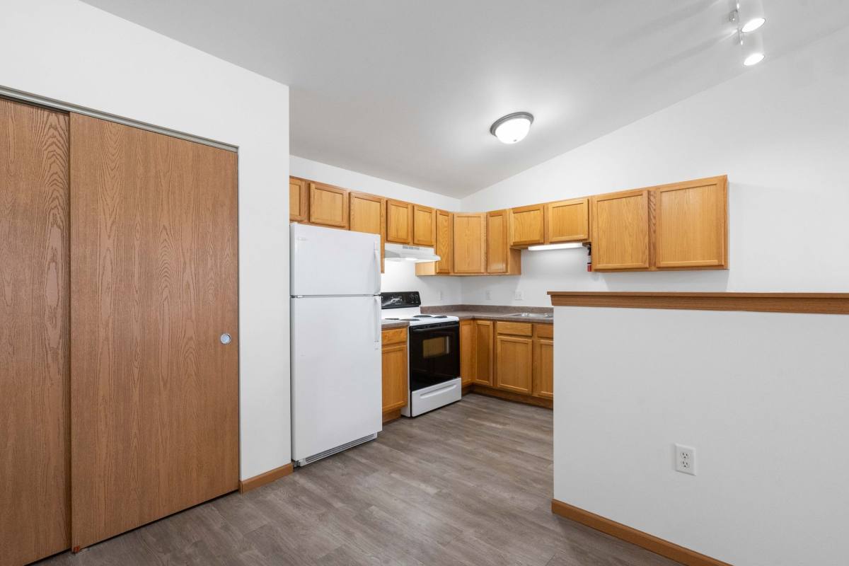 Apartment for rent at 400 Stonefield Circle, Mauston, WI 53948