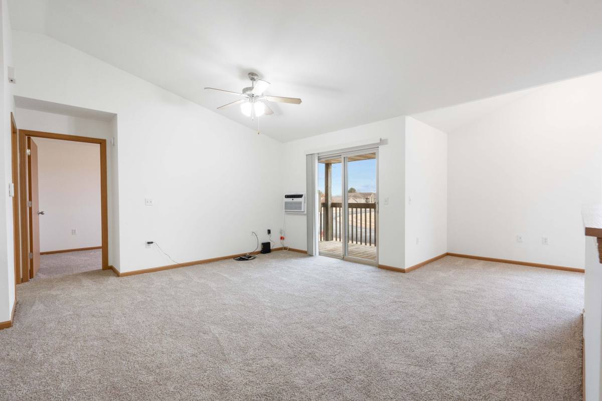 Apartment for rent at 400 Stonefield Circle, Mauston, WI 53948