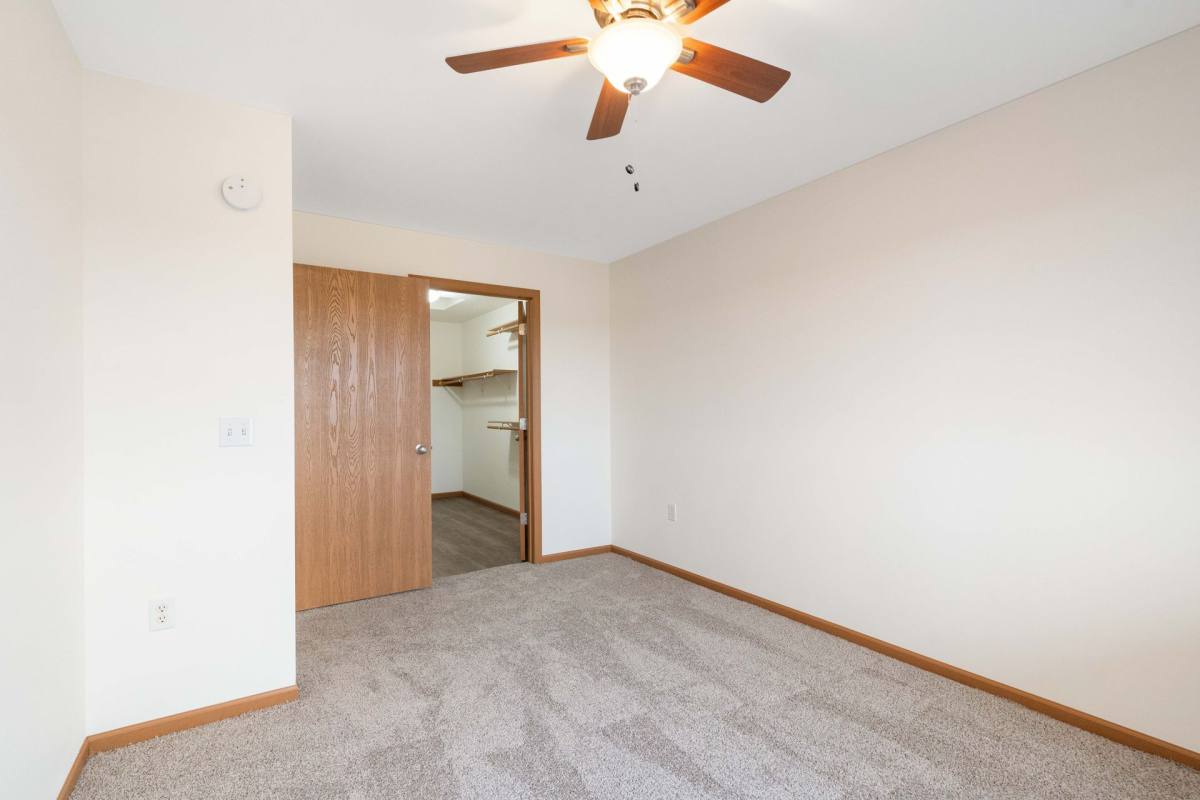 Apartment for rent at 400 Stonefield Circle, Mauston, WI 53948