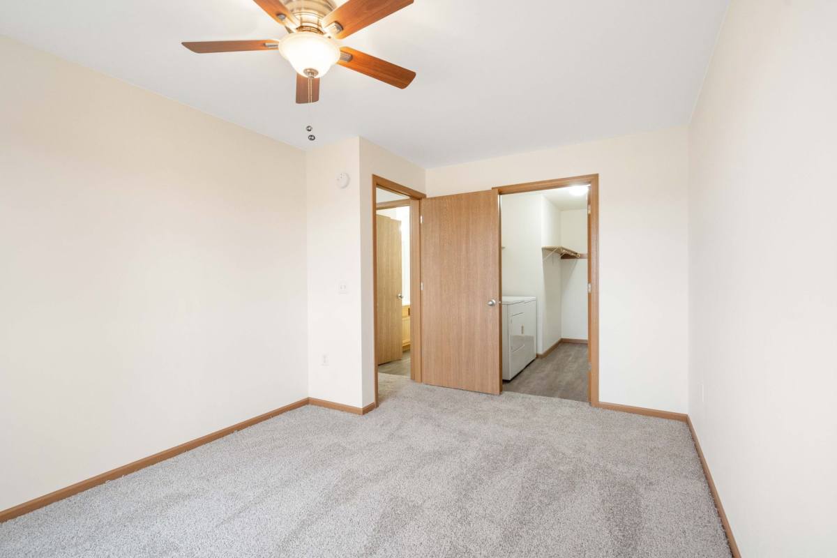 Apartment for rent at 400 Stonefield Circle, Mauston, WI 53948