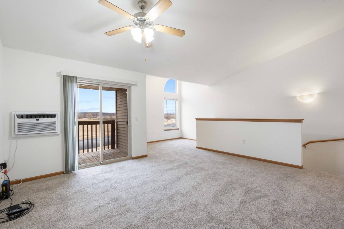 Apartment for rent at 400 Stonefield Circle, Mauston, WI 53948