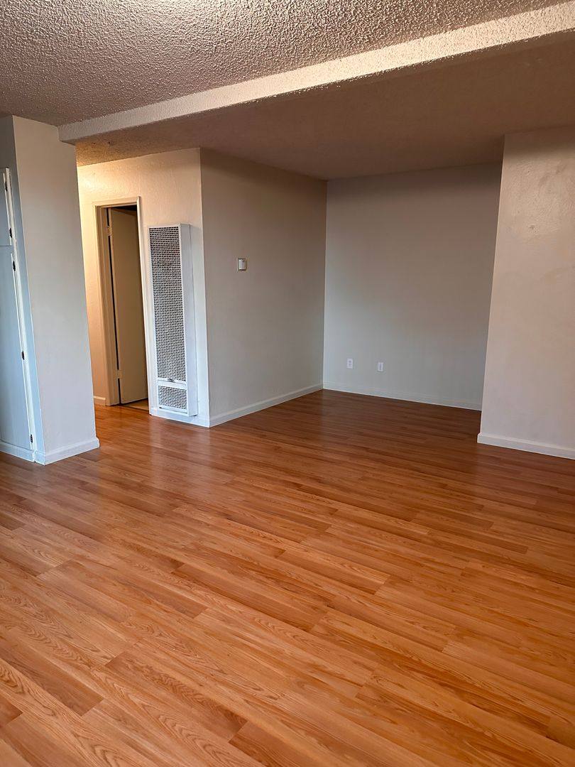Apartment for rent at 230 J St, Davis, CA 95616