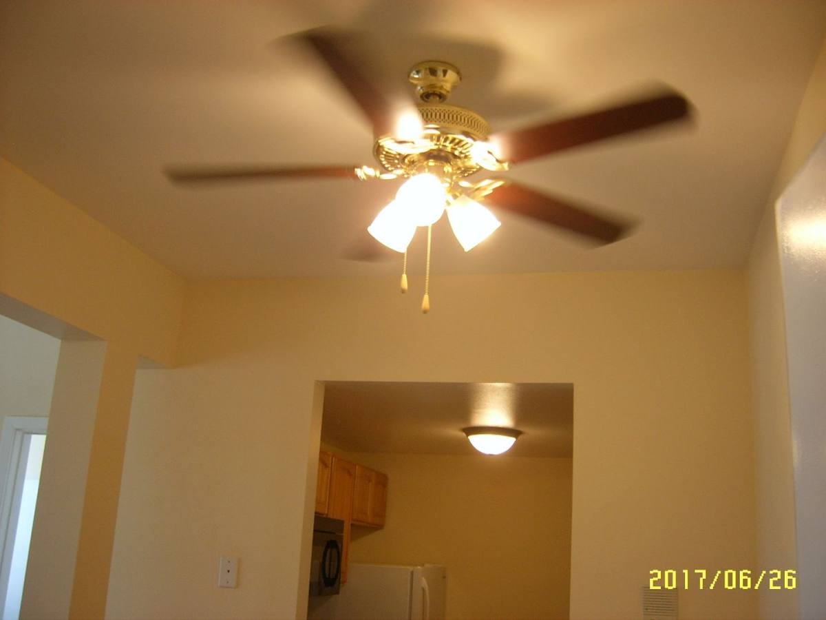 Apartment for rent at 815 E Denny Way, Seattle, WA 98122