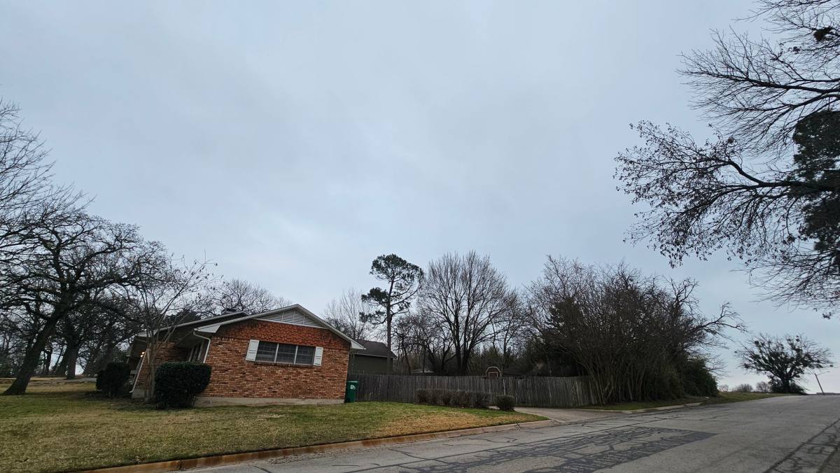 Apartment for rent at 2115 Glenwood Lane, Denton, TX 76209