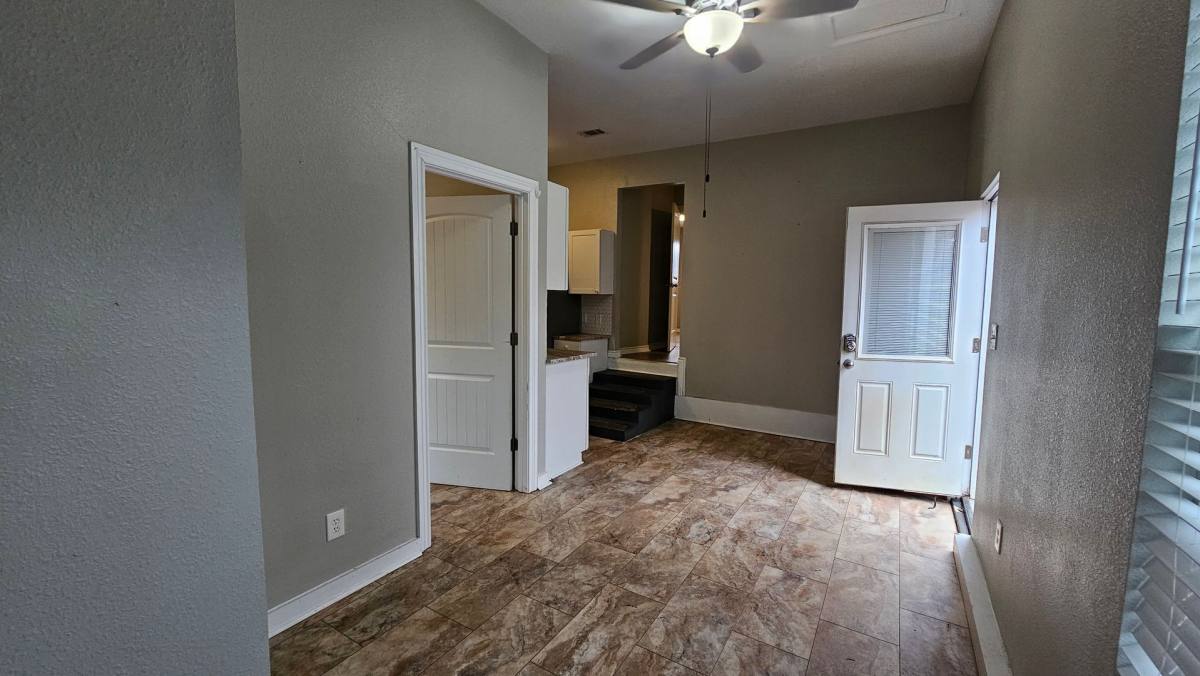 Apartment for rent at 2115 Glenwood Lane, Denton, TX 76209