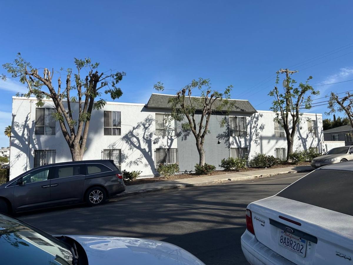 Apartment for rent at 4311 Winona Ave, San Diego, CA 92115