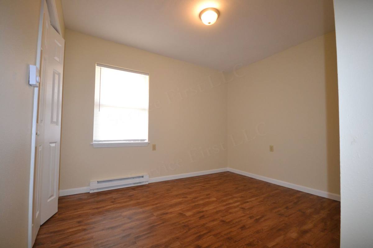 Apartment for rent at 912 N Walnut, Republic, MO 65738