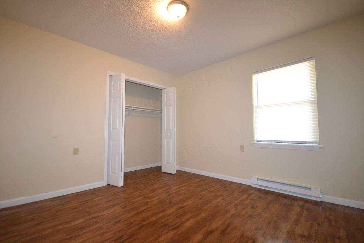 Apartment for rent at 912 N Walnut, Republic, MO 65738