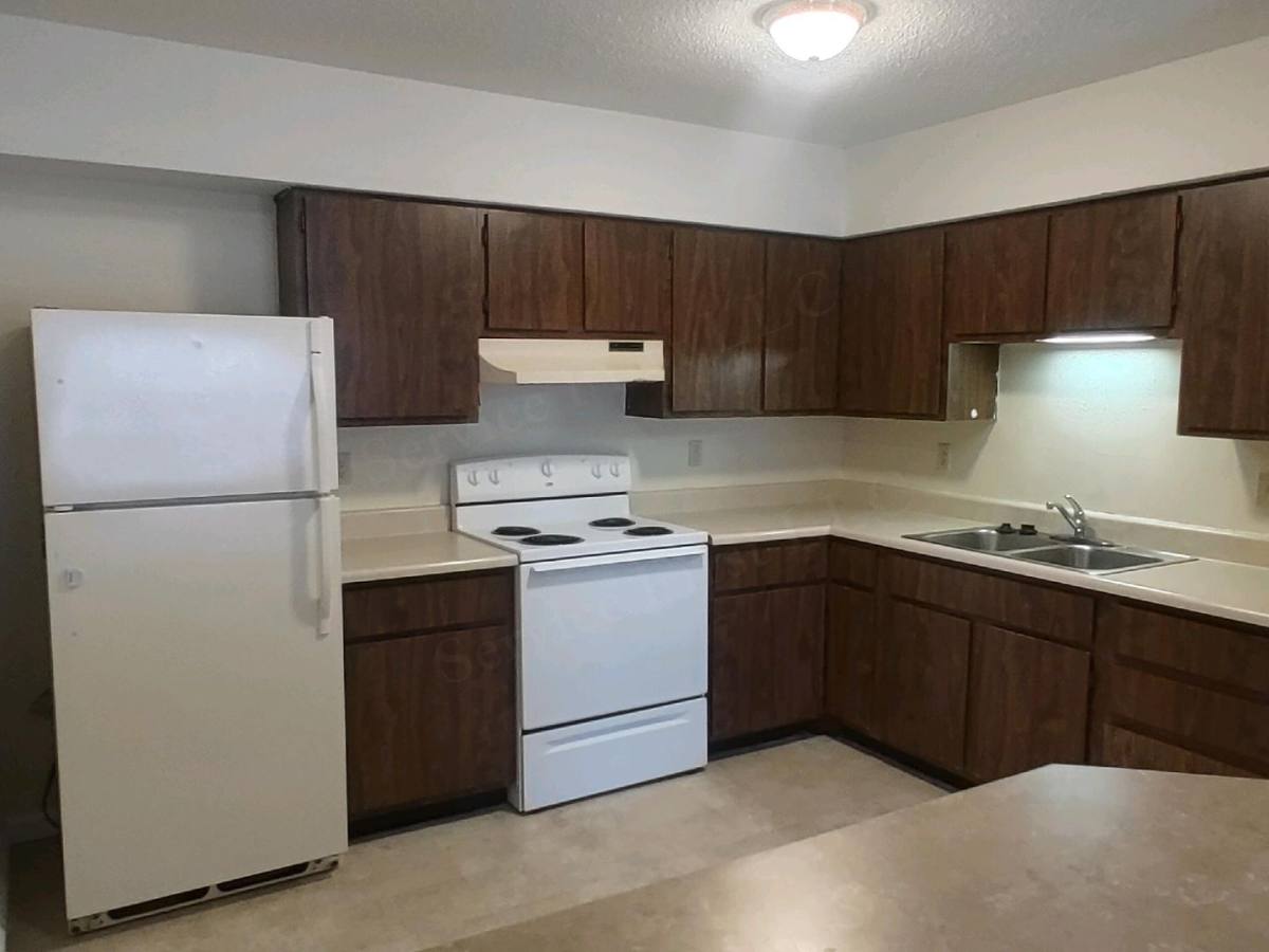 Apartment for rent at 912 N Walnut, Republic, MO 65738
