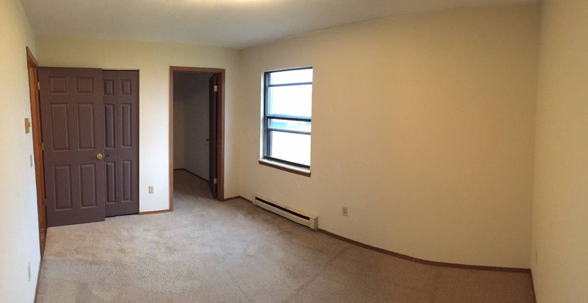 Apartment for rent at 511 Church St, Marshfield, MO 65706