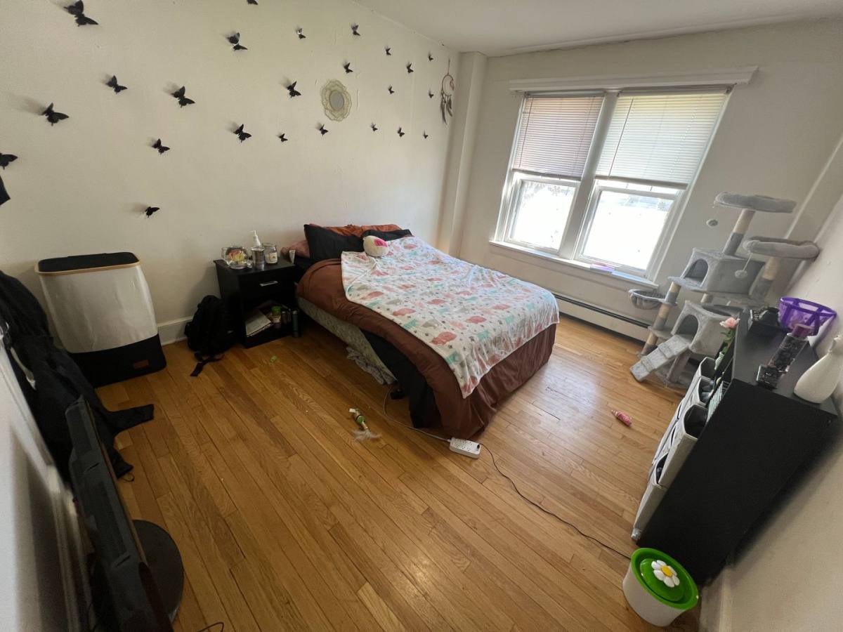 Apartment for rent at 3237 N Oakland Ave, Milwaukee, WI 53211