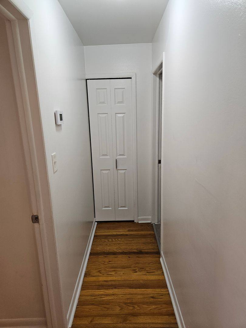 Apartment for rent at 800 Montie Rd, Lincoln Park, MI 48146
