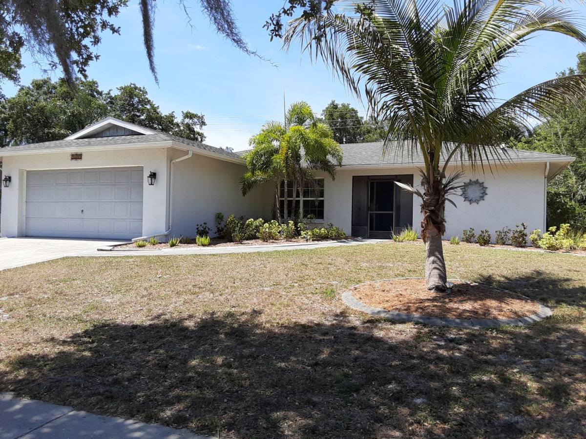 House for rent at 5619 Colonial Oaks Blvd, Sarasota, FL 34232