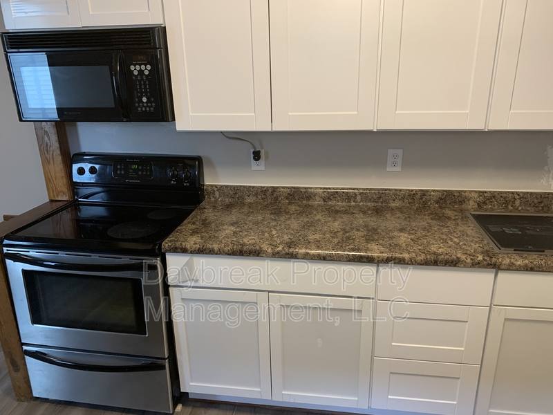 House for rent at 1005 12th St N, Fargo, ND 58102
