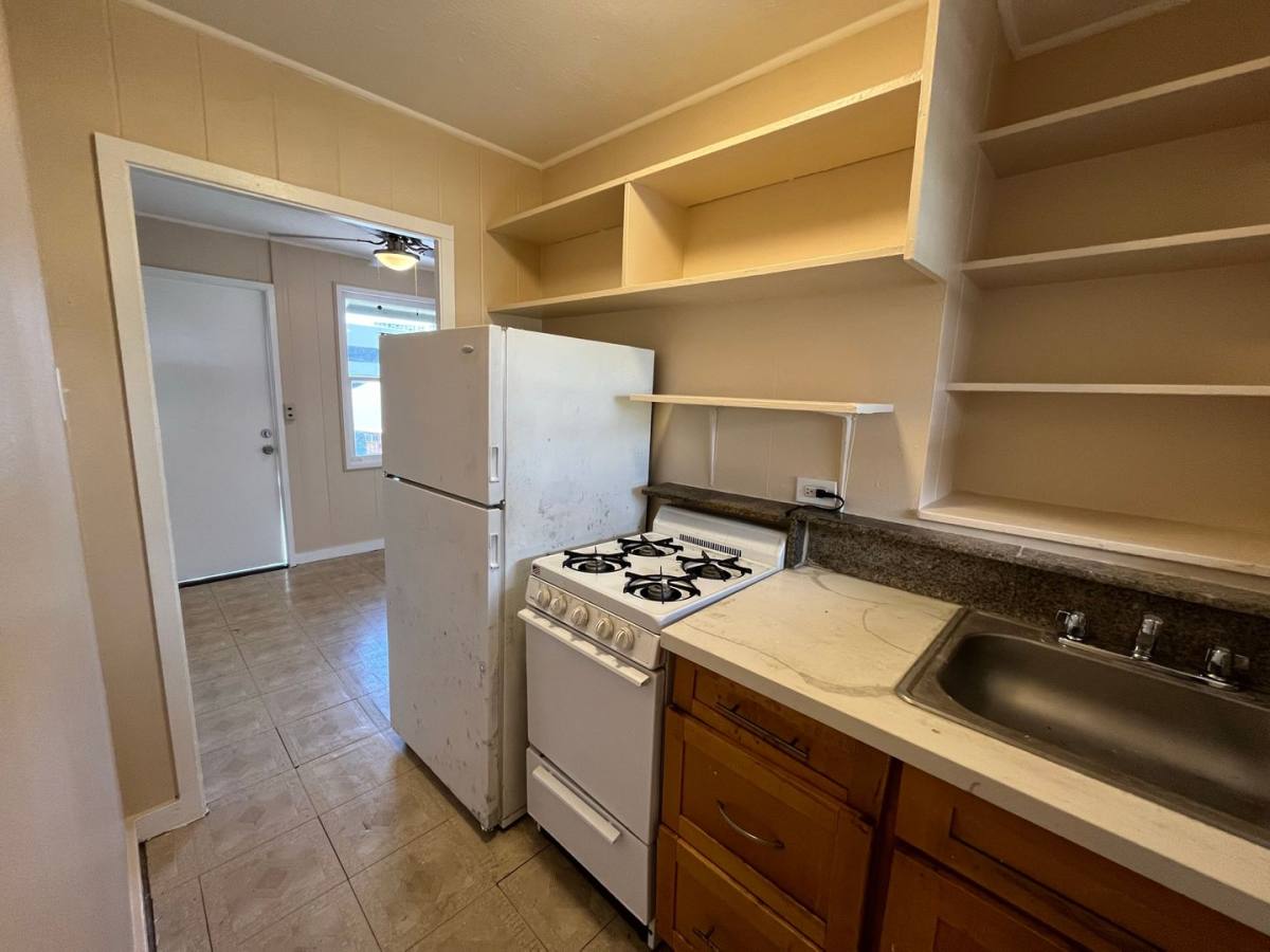 Apartment for rent at 266 N School St, Honolulu, HI 96817