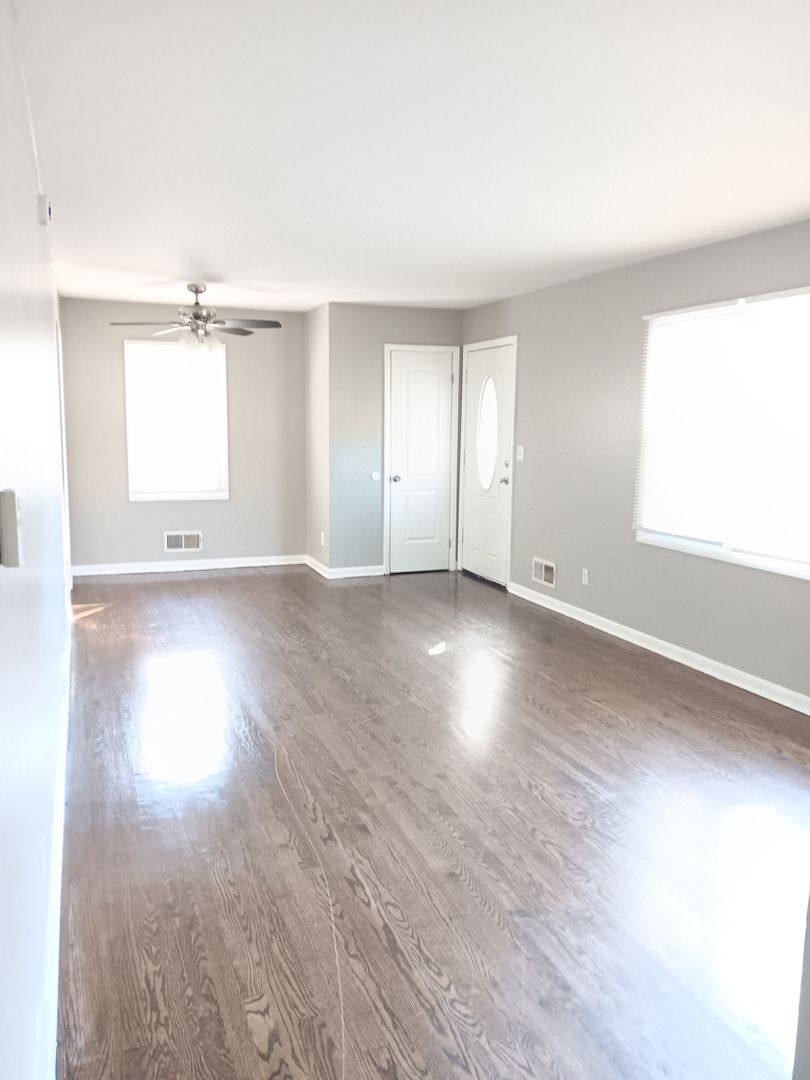 7601 White Oak Ave, Hammond, IN 46324