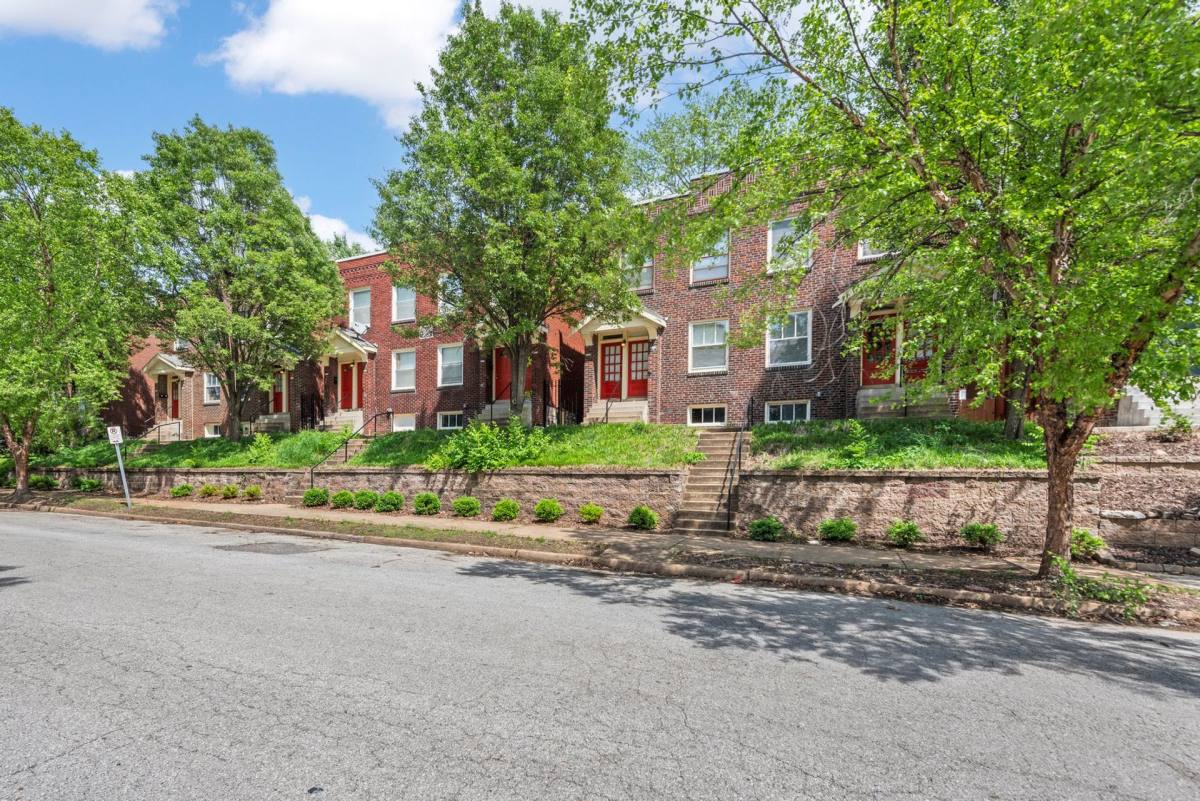Apartment for rent at 3314-24 S 18th St, Saint Louis, MO 63118