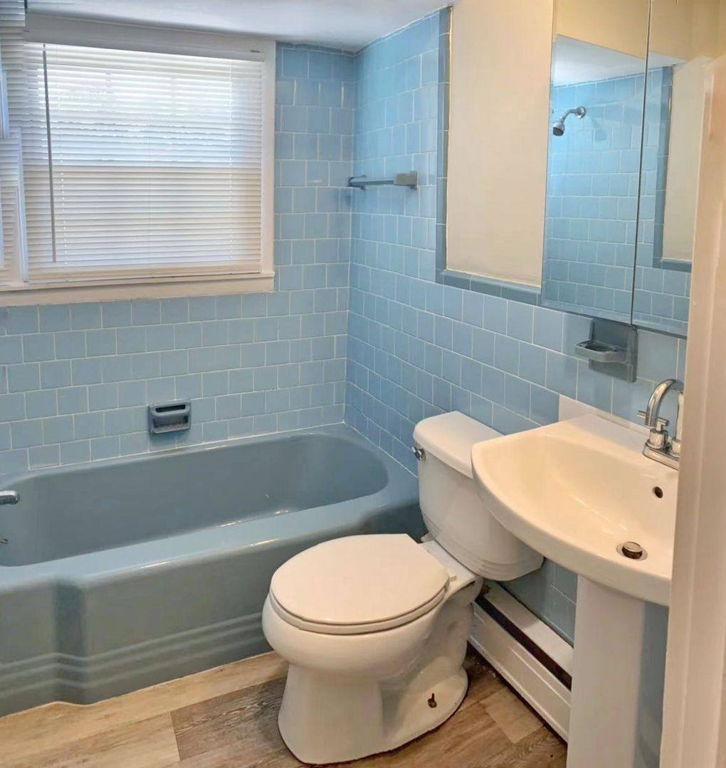 Apartment for rent at 31 Smith St, Marblehead, MA 01945