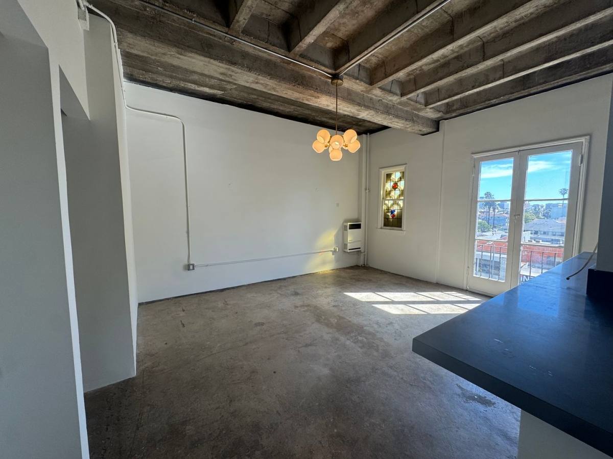 Apartment for rent at 4649 Beverly Blvd, Los Angeles, CA 90004