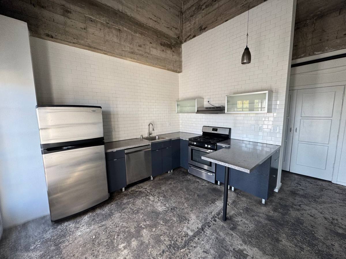 Apartment for rent at 4649 Beverly Blvd, Los Angeles, CA 90004