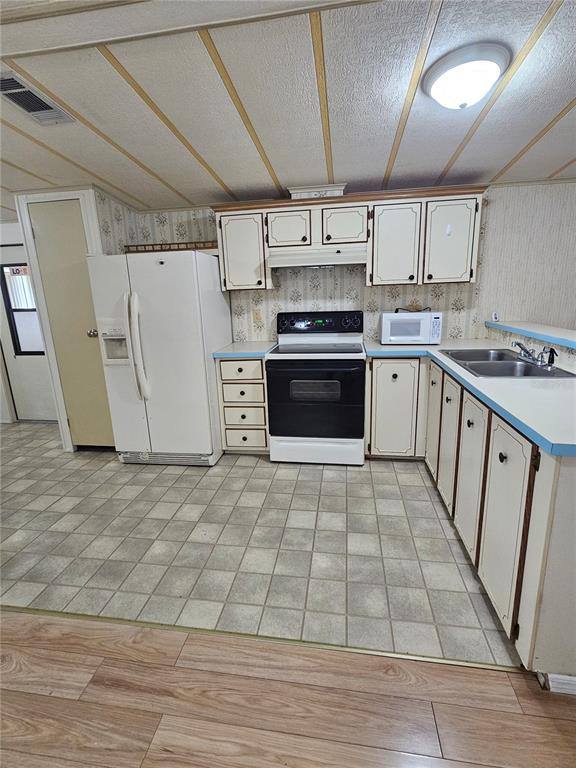 Apartment for rent at 481 Chickadee Court #481, Plant City, FL 33565