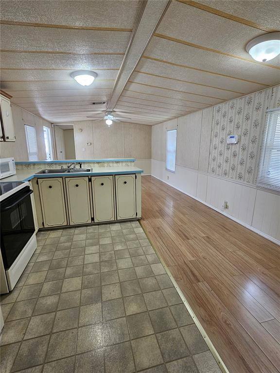 Apartment for rent at 481 Chickadee Court #481, Plant City, FL 33565