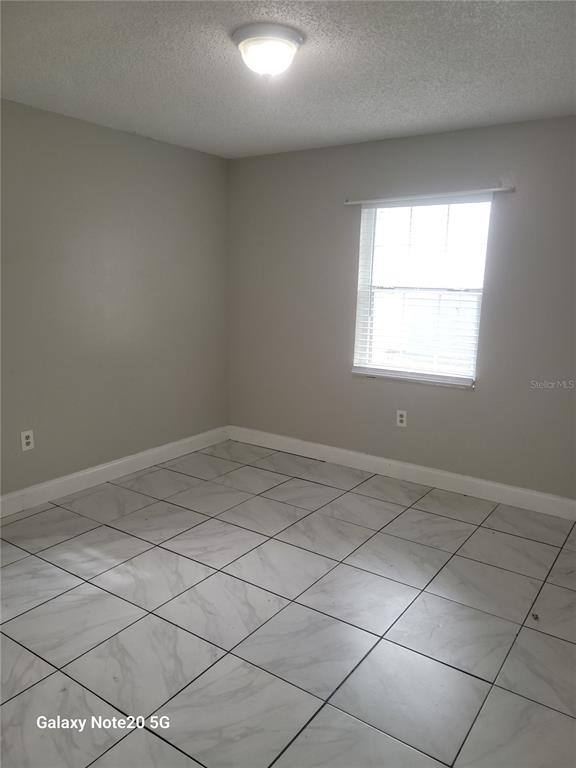 Apartment for rent at 1015 Beecher St #1, Leesburg, FL 34748