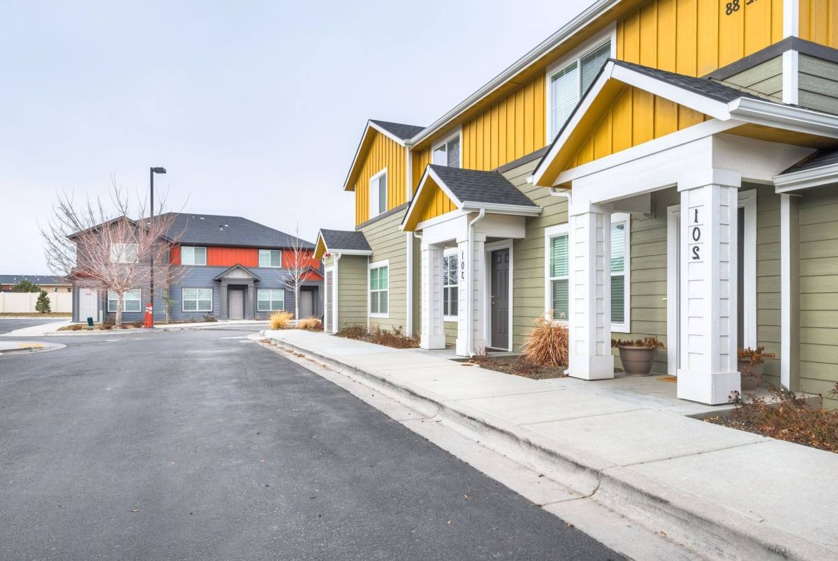 Apartment for rent at 1288 E Everest St, Meridian, ID 83646