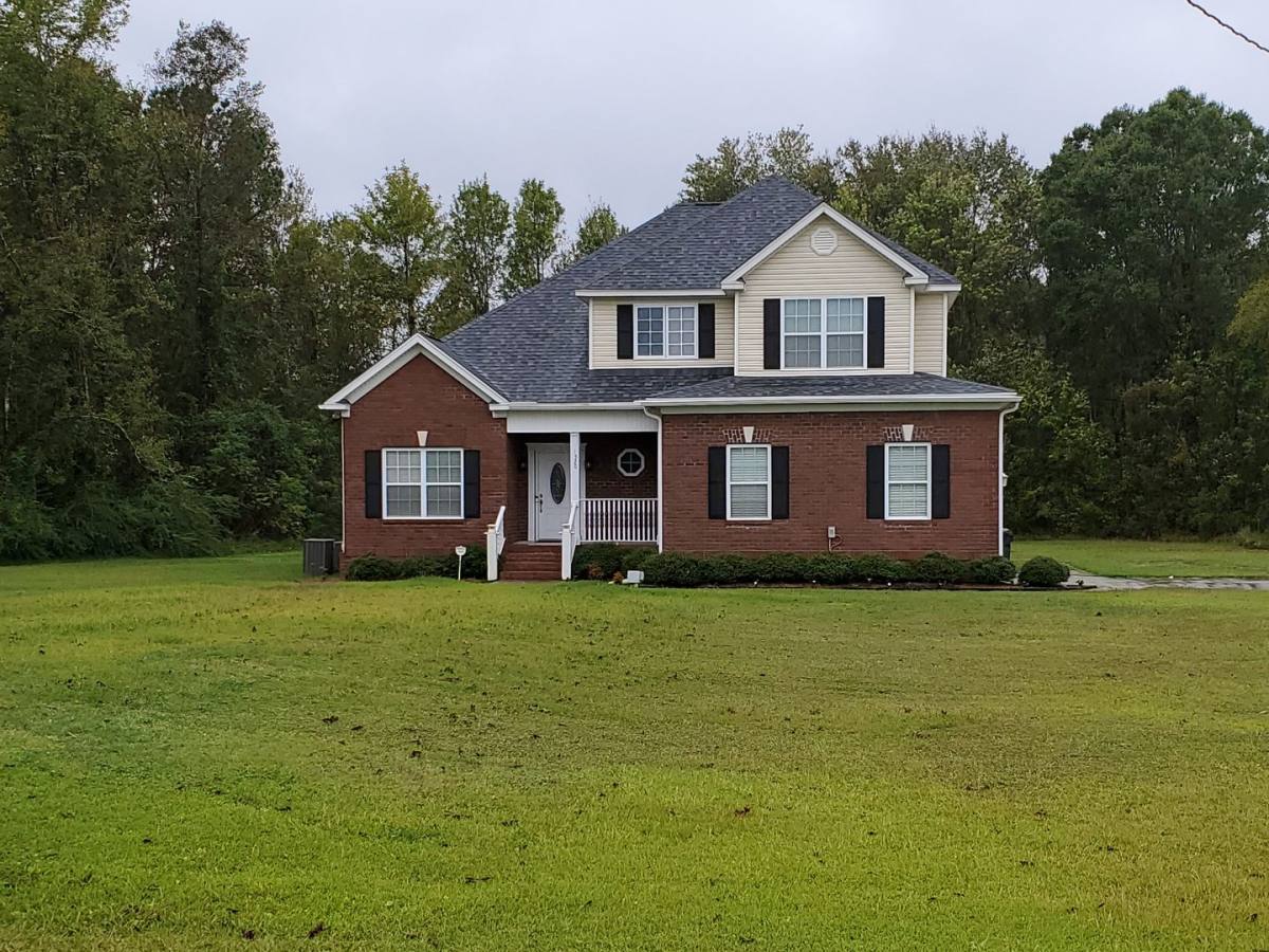 House for rent at 1520 Old Cherry Hill Rd, Moncks Corner, SC 29461