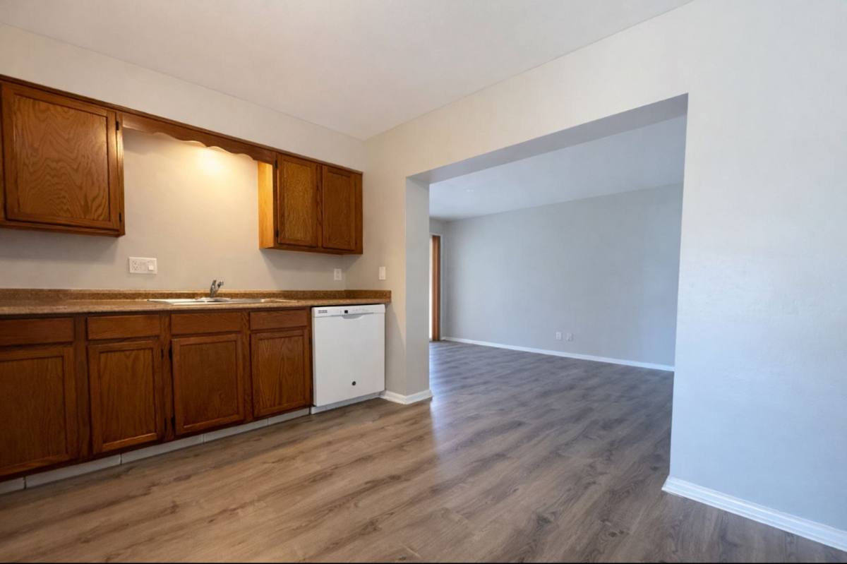 Apartment for rent at 1103 1107 SE, Cape Coral, FL 33904